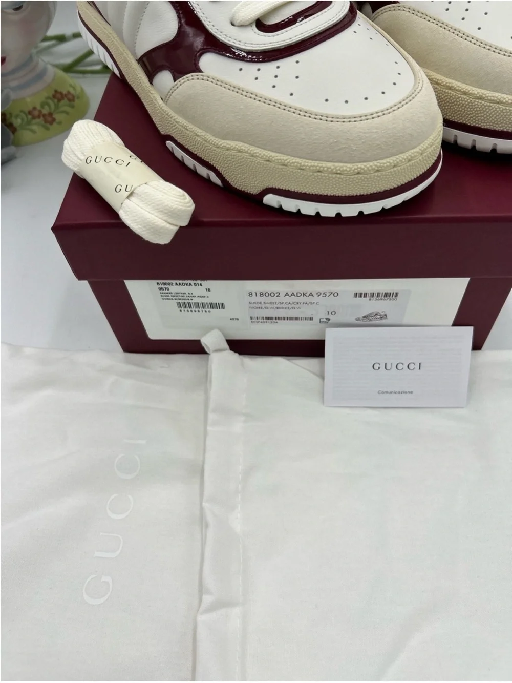 Men’s Gucci re-Webb leather sneakers with red accents size 10 fits 10.5 US